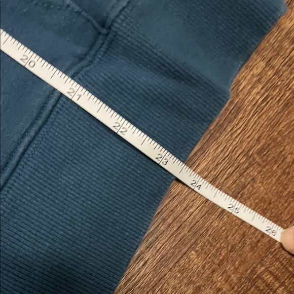 The North Face Women’s Hoodie Size S - Picture 12 of 13